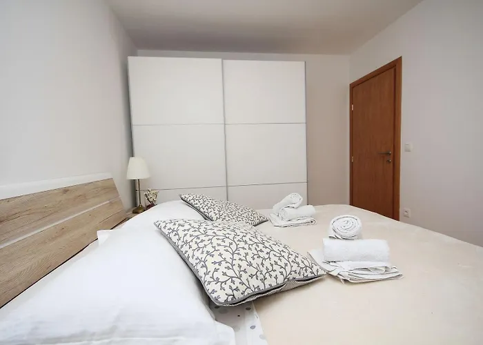 Apartament Ela *